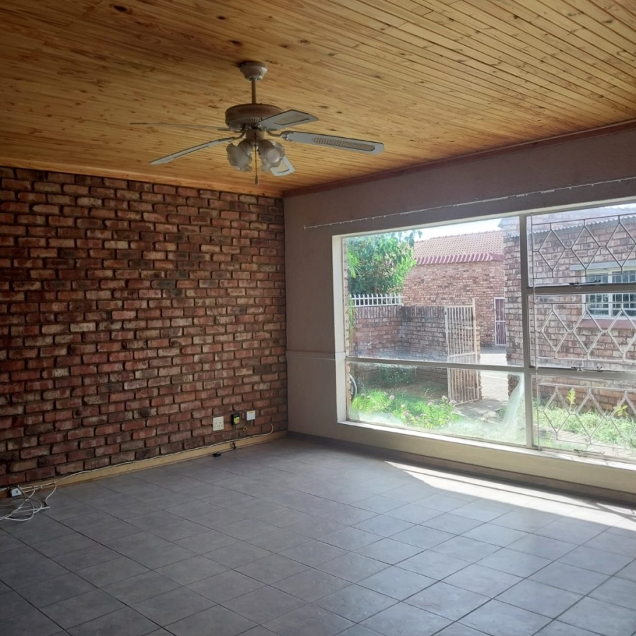 2 Bedroom Property for Sale in New Park Northern Cape